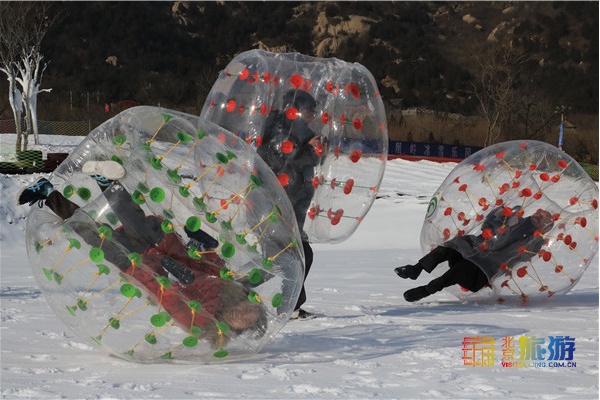 滑雪深雪滑雪爱游戏- 爱游戏体育- AYX爱游戏体育官方网站运动员(skiing-deep-snow-ski-sport-skiers)