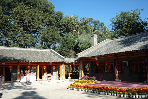 云南民族村特色村寨:满族院 _北京旅游网
